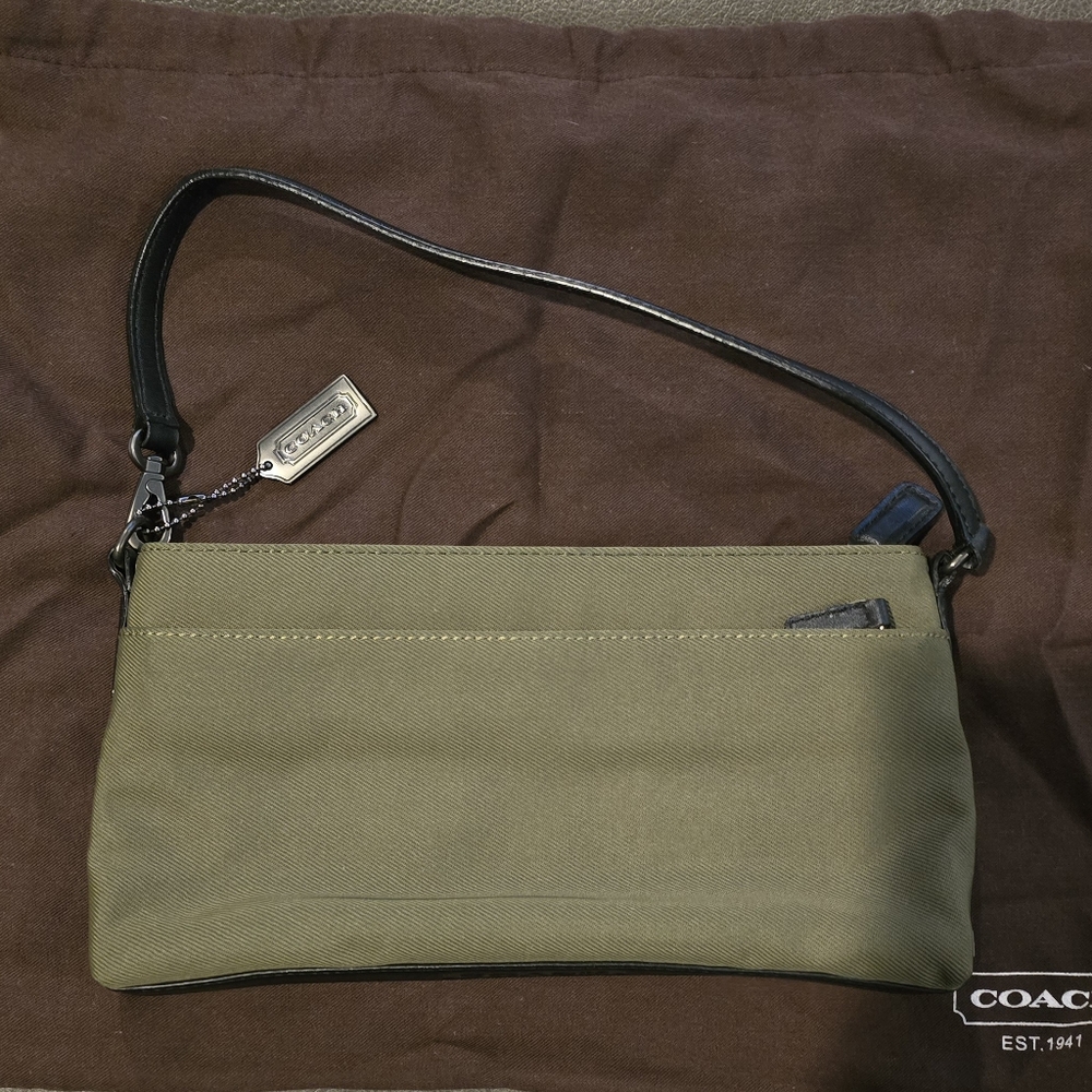 Vintage Coach Mercer Baguette